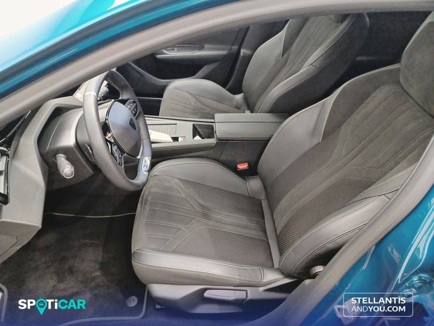 Peugeot 408 GT PHEV 180 e-EAT8 133 kW (181 CV)