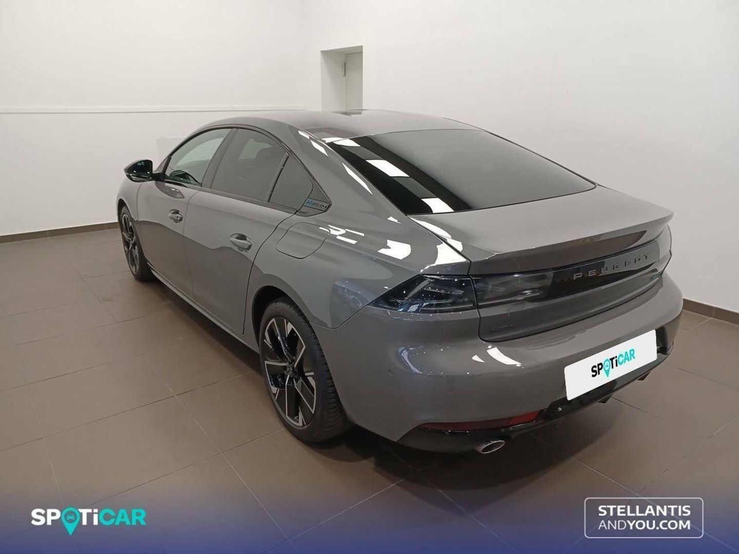 Peugeot 508 Hybrid 225 GT e-EAT8 165 kW (225 CV)