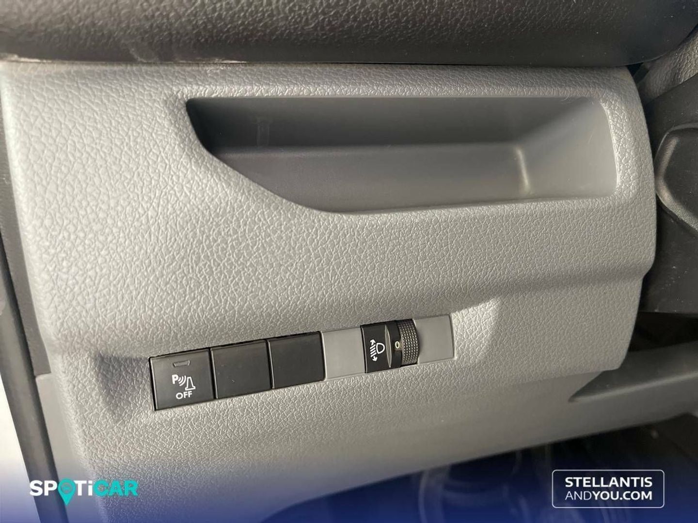 Peugeot Expert Combi BlueHDi 120 S&S Standard 88 kW (120 CV)