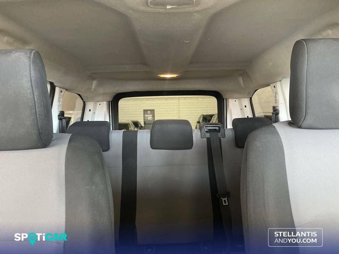 Peugeot Expert Combi BlueHDi 120 S&S Standard 88 kW (120 CV)