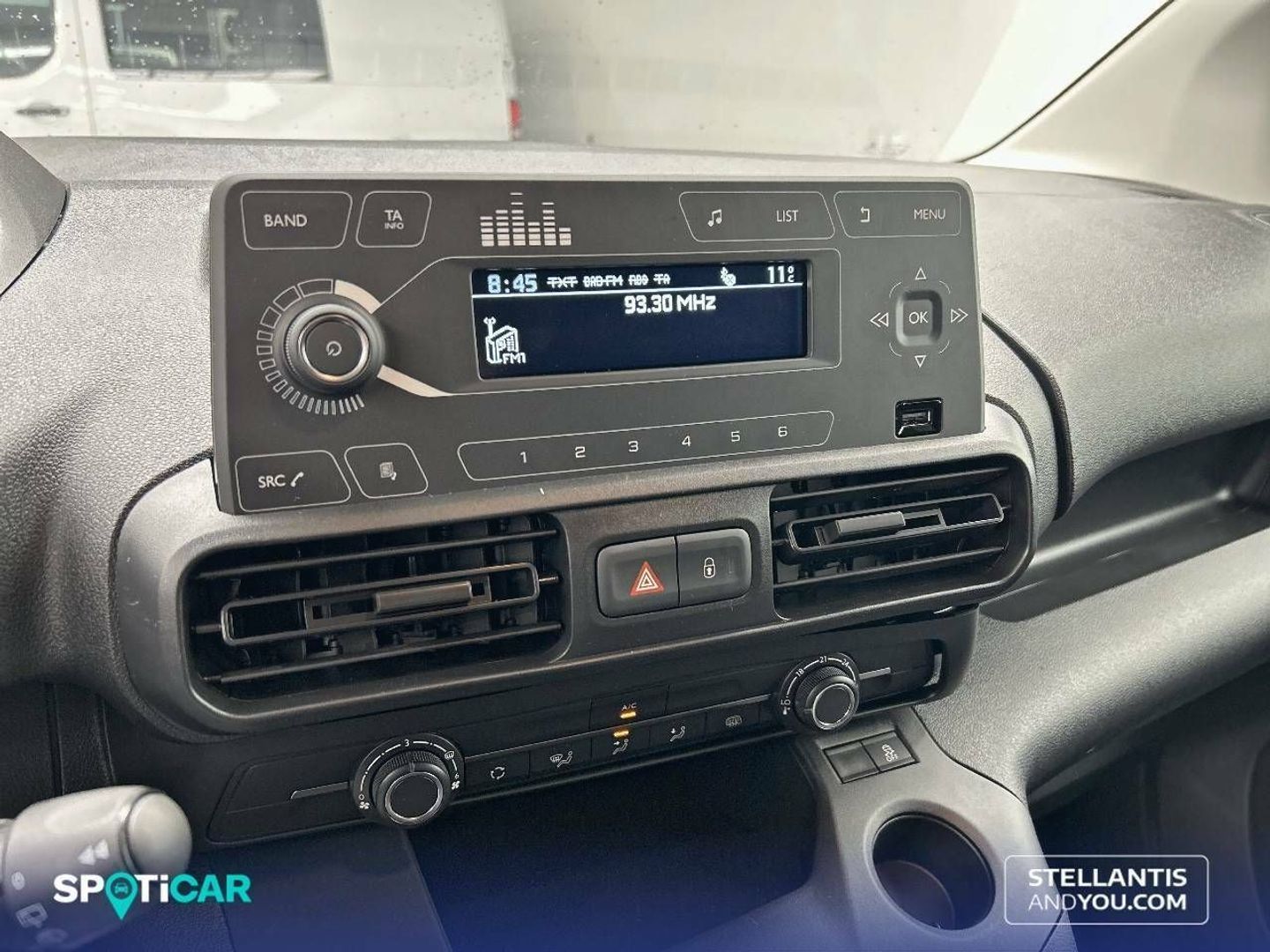 Peugeot Partner Furgon BlueHDi 100 Standard 600kg 75 kW (102 CV)