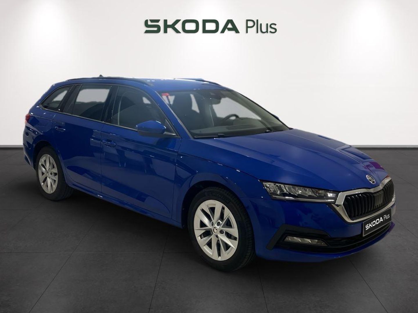 Skoda Octavia Combi 1.4 TSI PHEV Ambition DSG 150 kW (204 CV) Azul Familiar