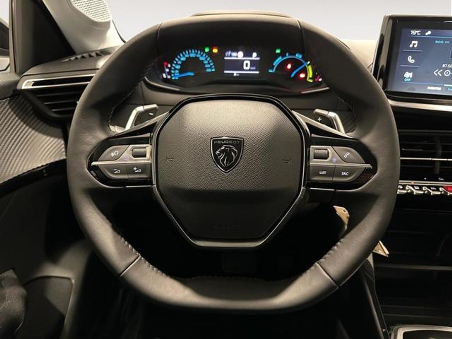Peugeot 208 Active Hybrid eDCS6 75 kW (100 CV)