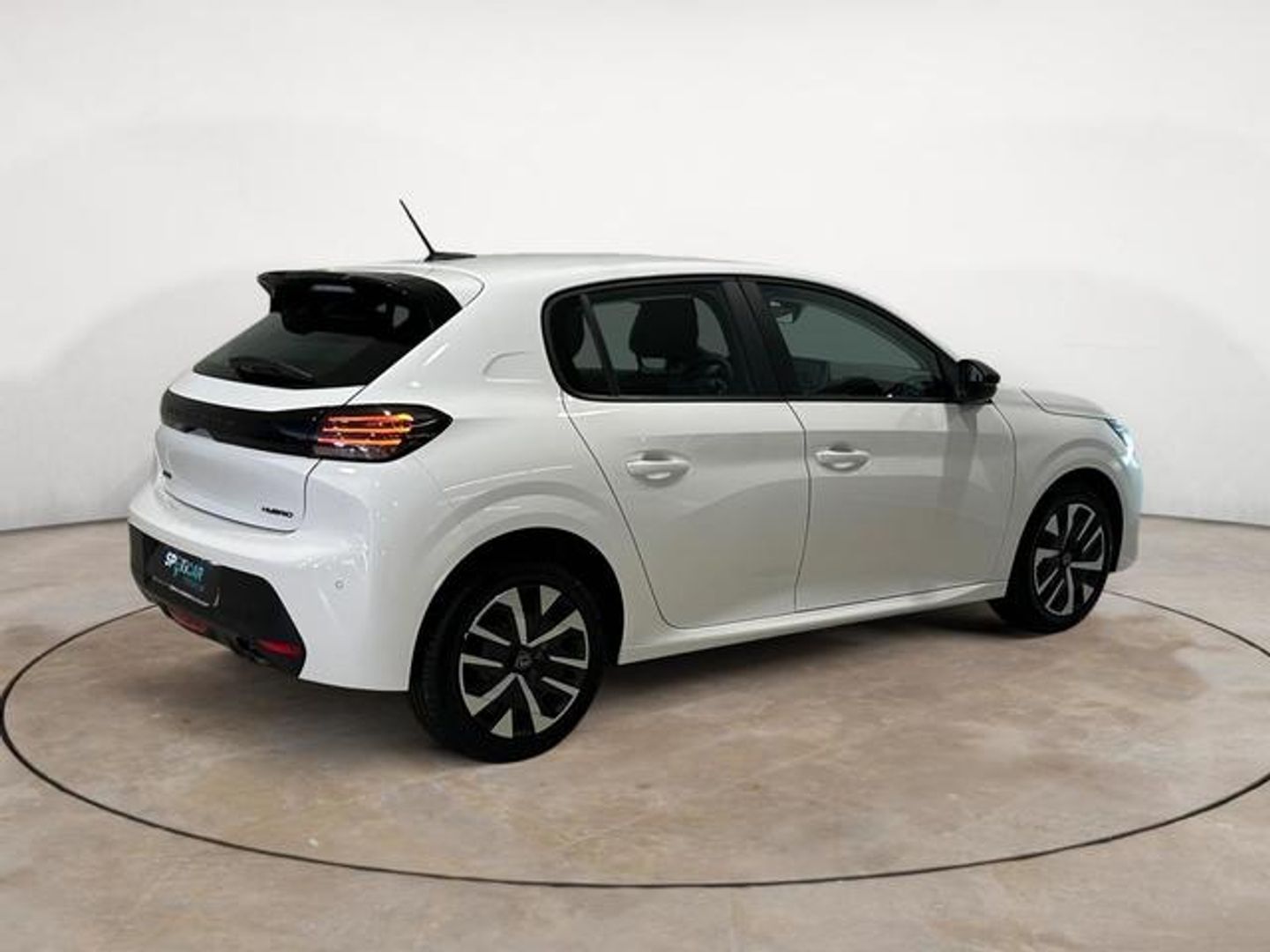 Peugeot 208 Active Hybrid eDCS6 75 kW (100 CV)