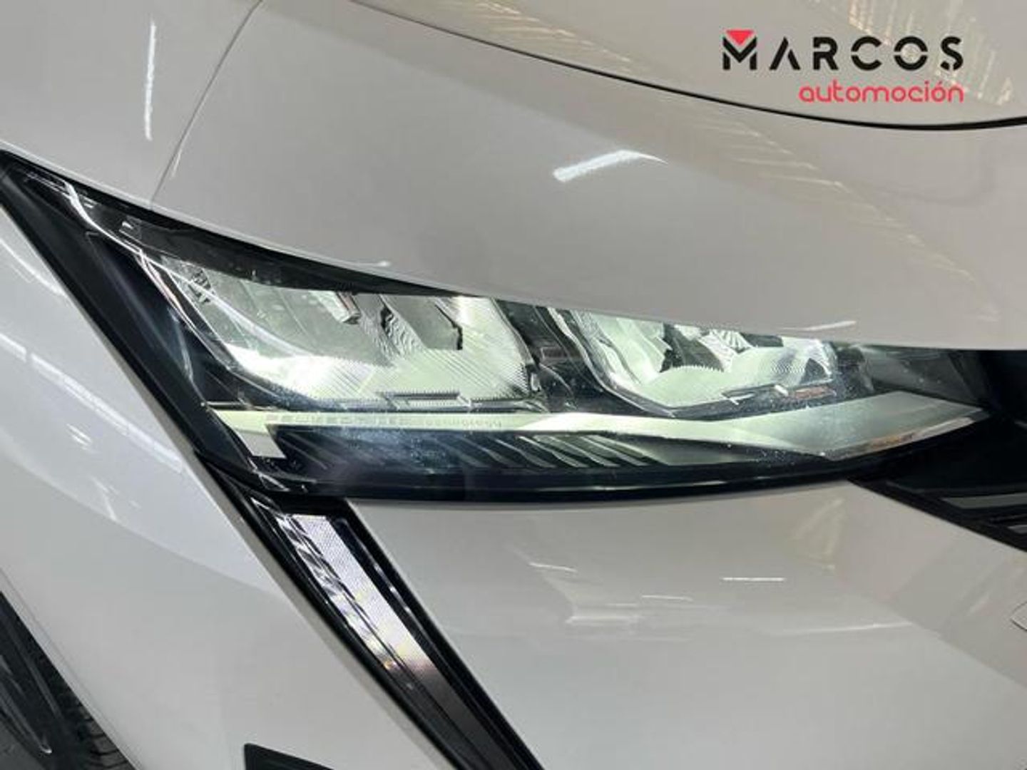 Peugeot 308 PureTech 130 S&S Allure 96 kW (130 CV)