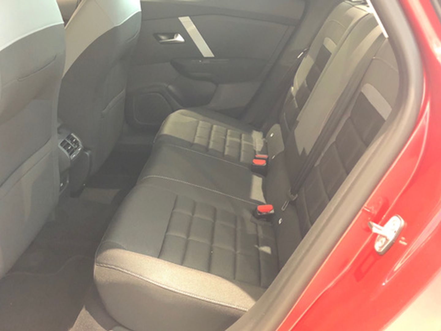 Citroen C4 X Hybrid 136 e-DCS6 Plus 100 kW (136 CV)