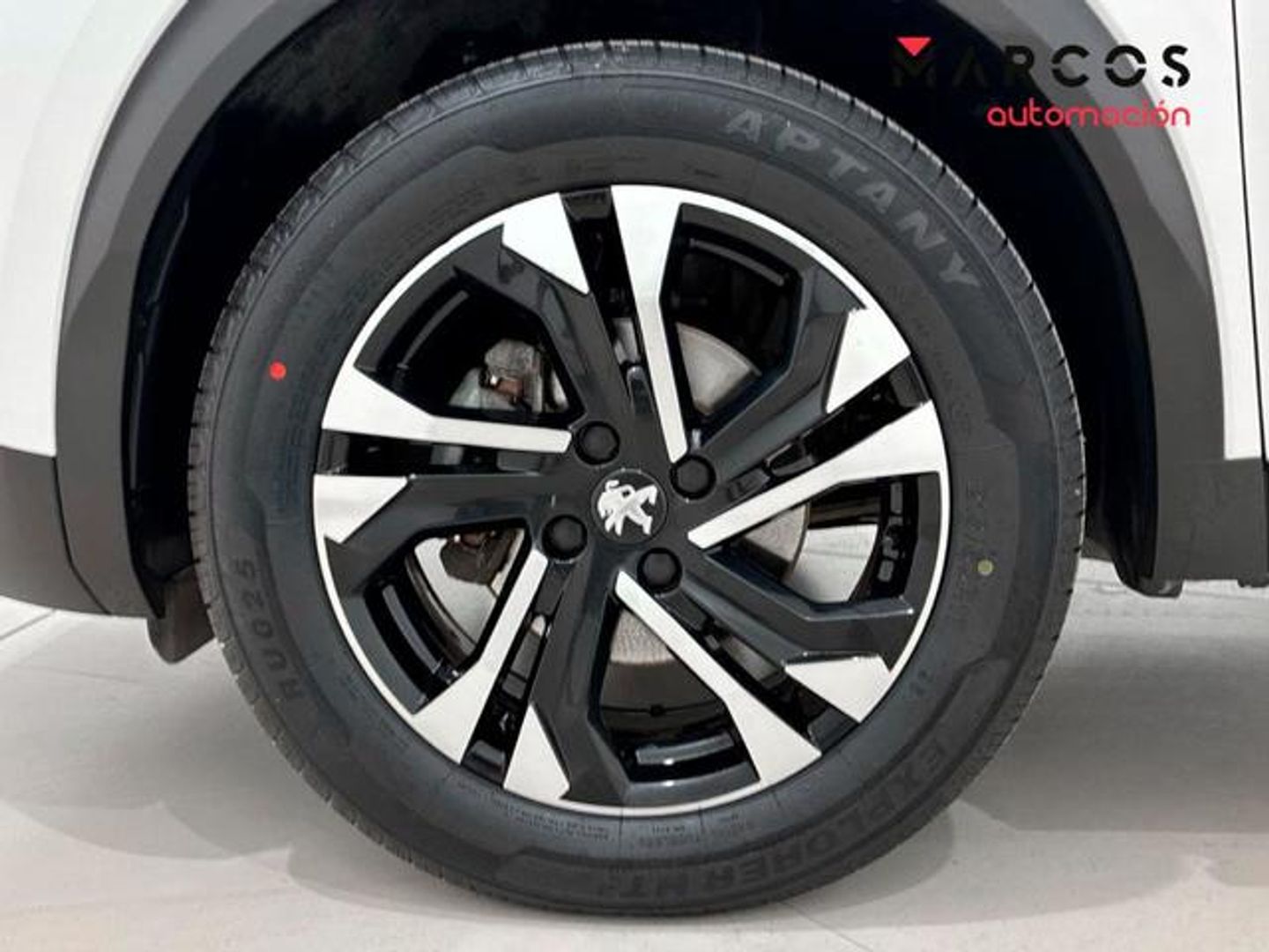 Peugeot 2008 PureTech 130 S&S Allure Pack EAT8 96 kW (130 CV)