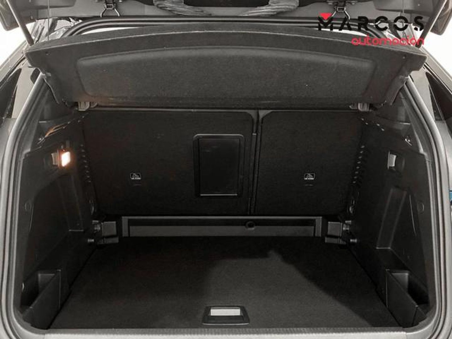 Peugeot 3008 BlueHDi 130 S&S Allure Pack EAT8 96 kW (130 CV)