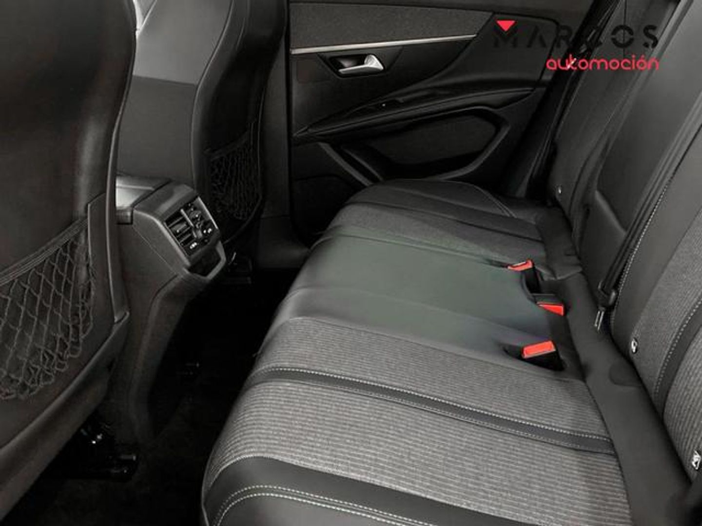 Peugeot 3008 BlueHDi 130 S&S Allure Pack EAT8 96 kW (130 CV)