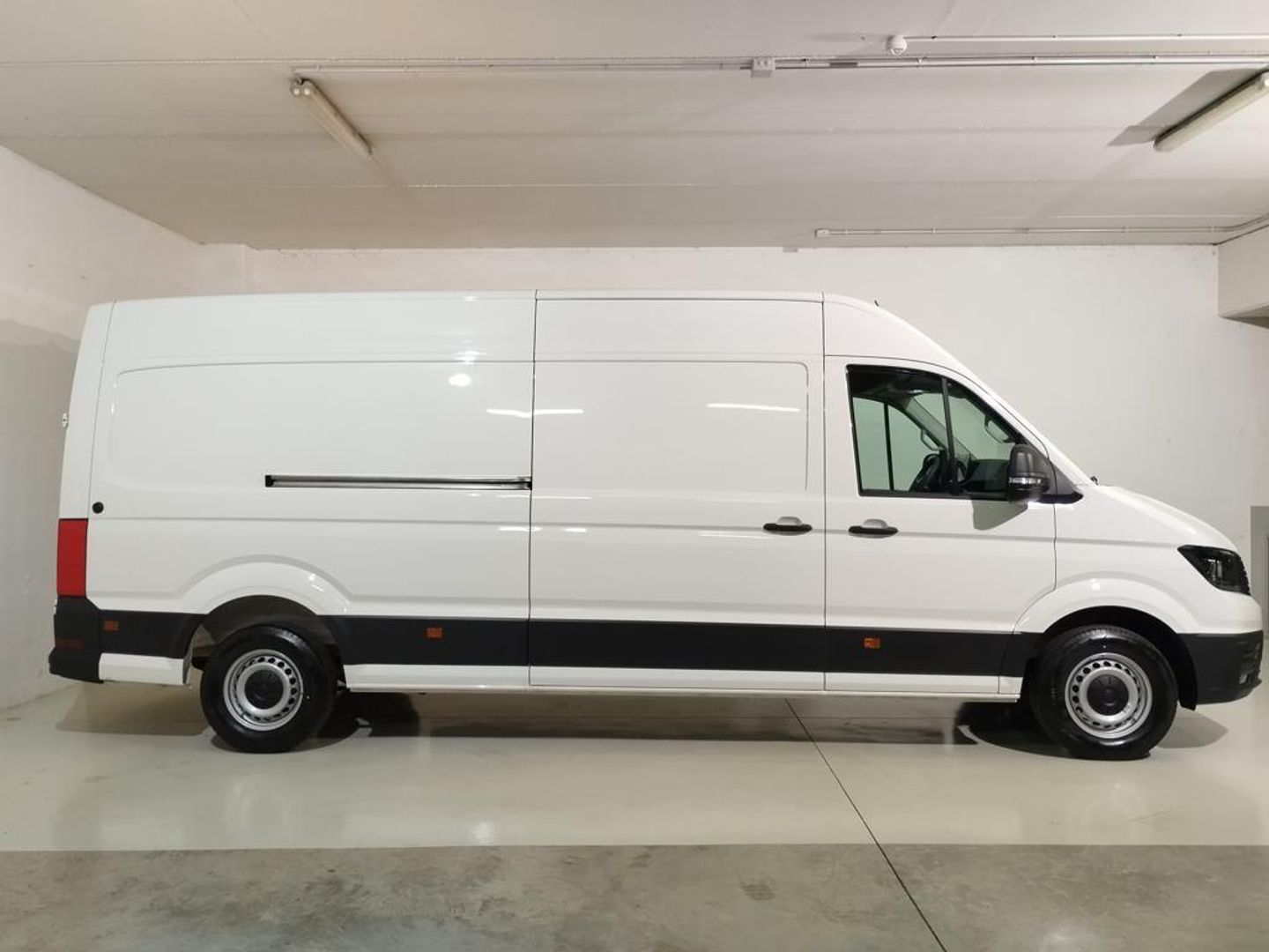 Volkswagen Crafter Furgon Batalla Larga TA 2.0 TDI 103 kW (140 CV) 3.500