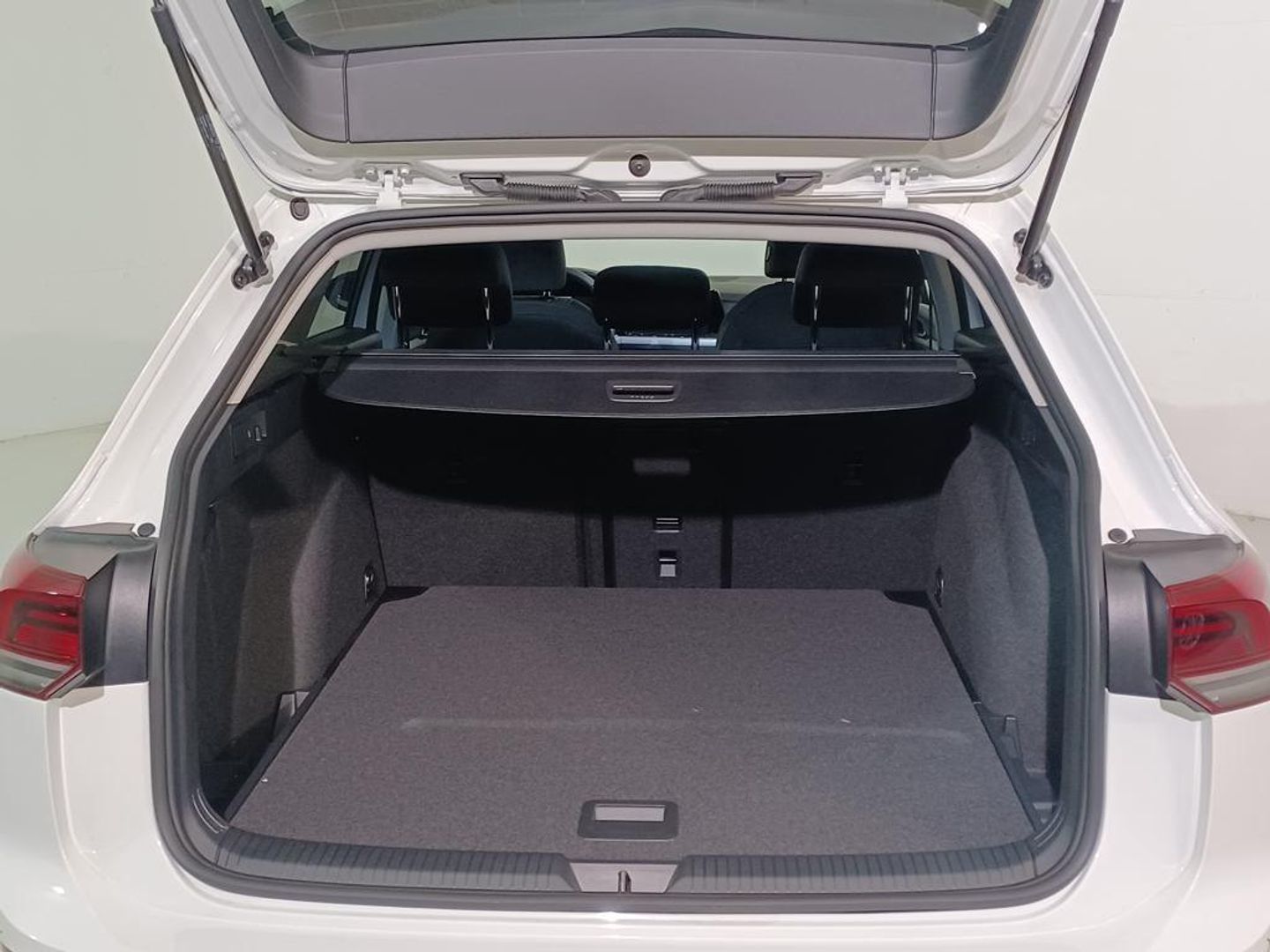 Volkswagen Golf Variant Life 2.0 TDI 85 kW (115 CV)
