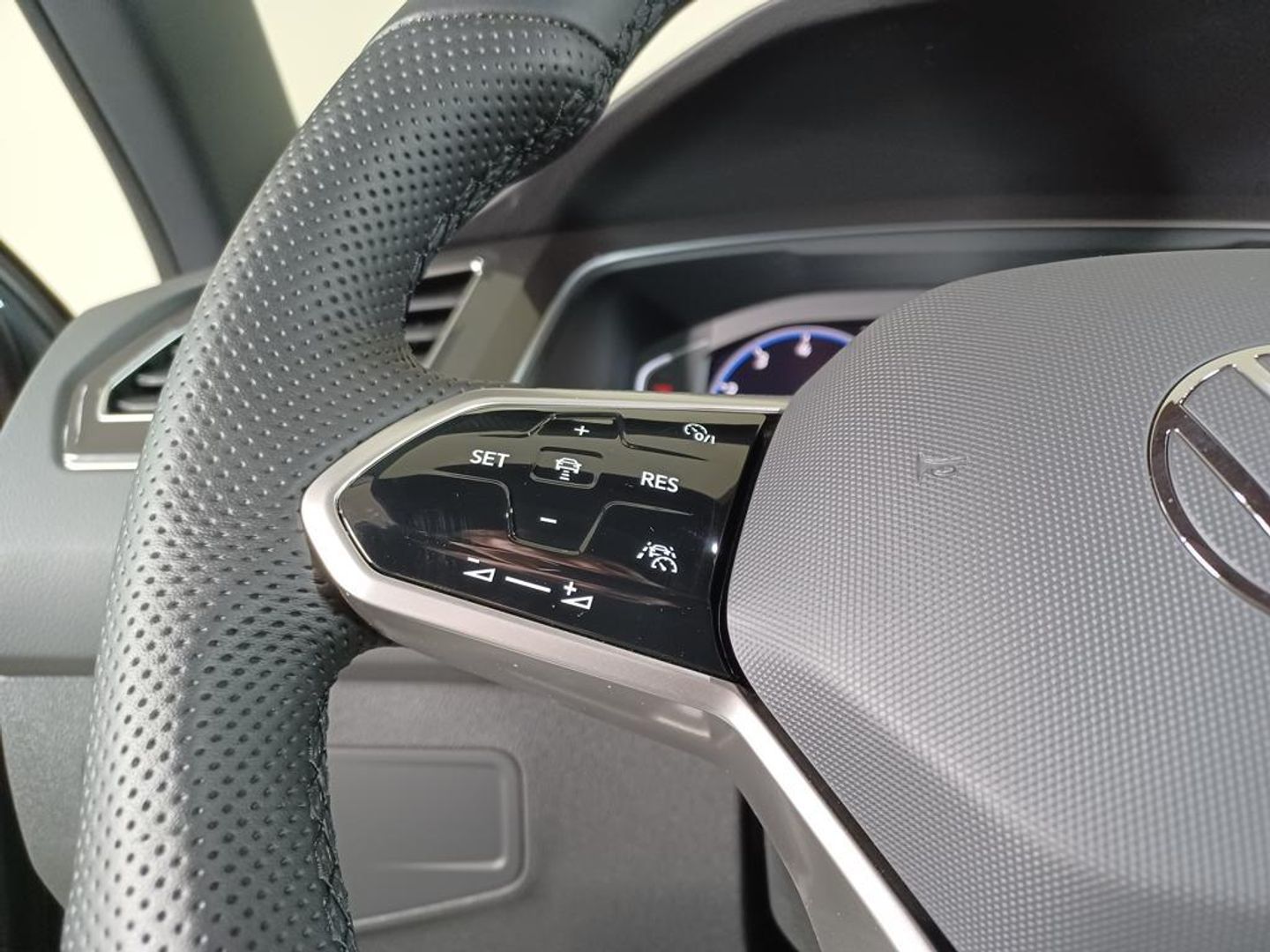 Volkswagen Tiguan R-Line 1.5 TSI 110 kW (150 CV) DSG