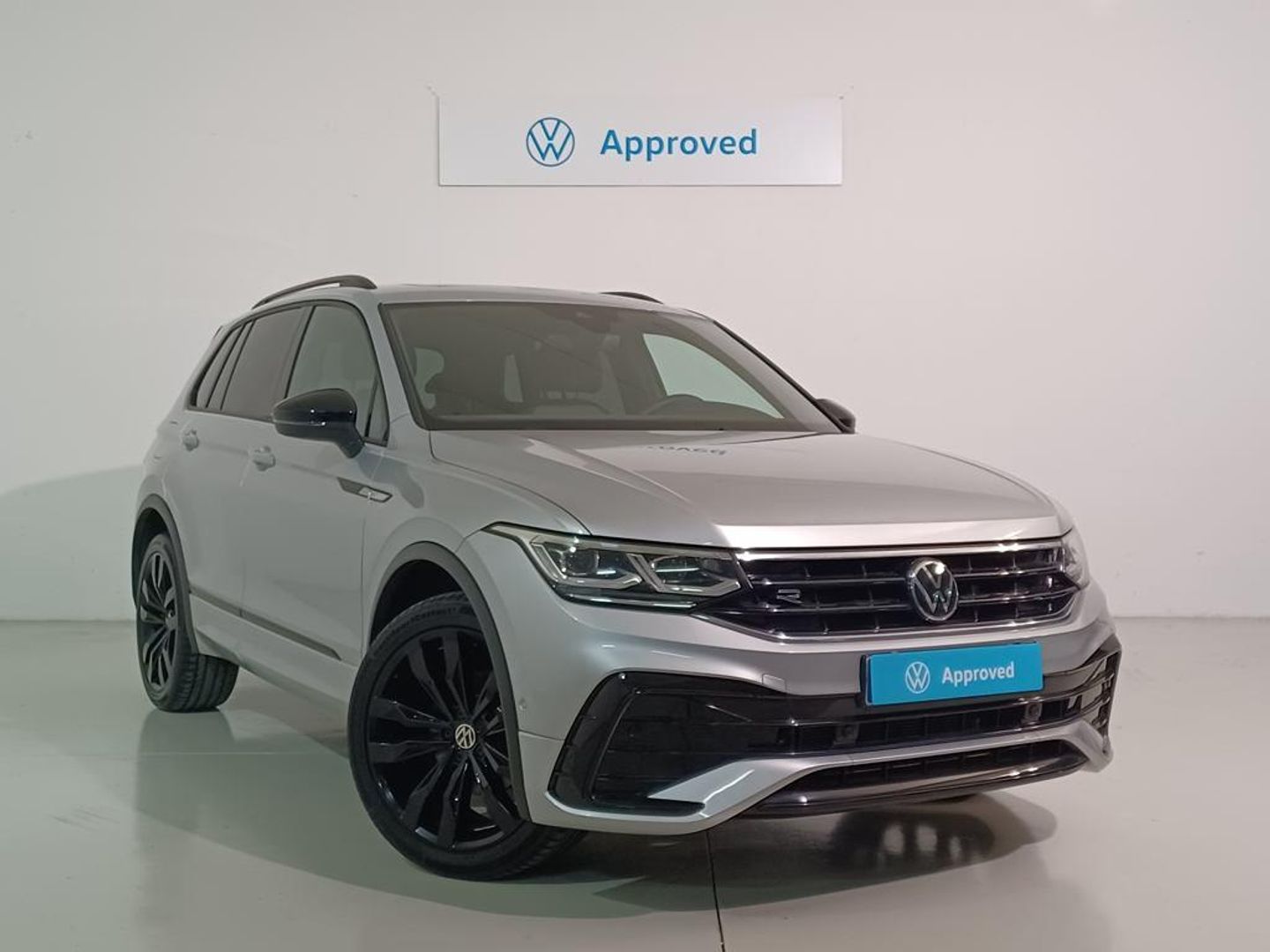 Volkswagen Tiguan R-Line 1.5 TSI 110 kW (150 CV) DSG Gris Plata SUV