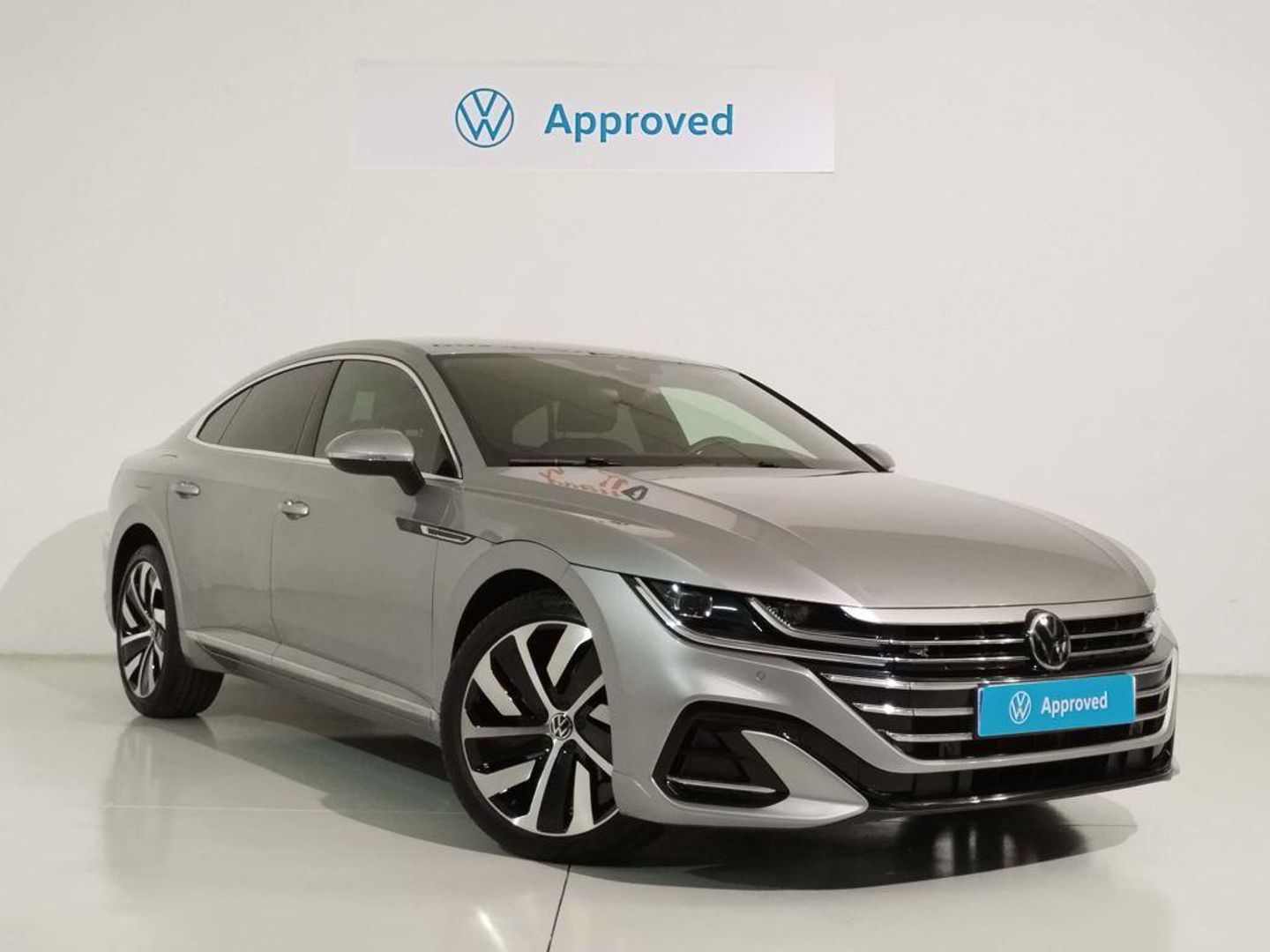 Volkswagen Arteon R-Line 2.0 TDI 110 kW (150 CV) DSG Gris Plata Sedan