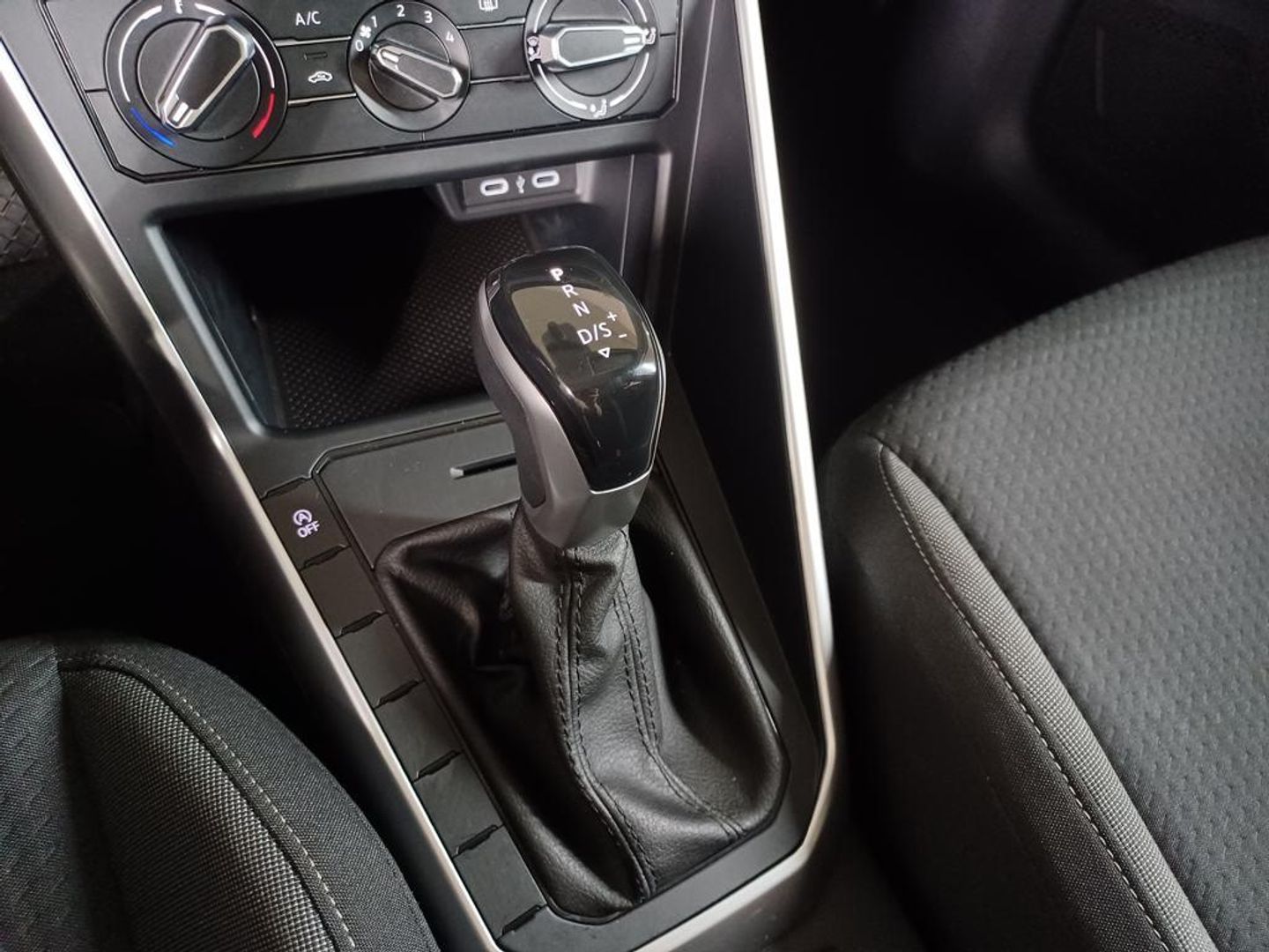 Volkswagen Polo Life 1.0 TSI 70 kW (95 CV) DSG