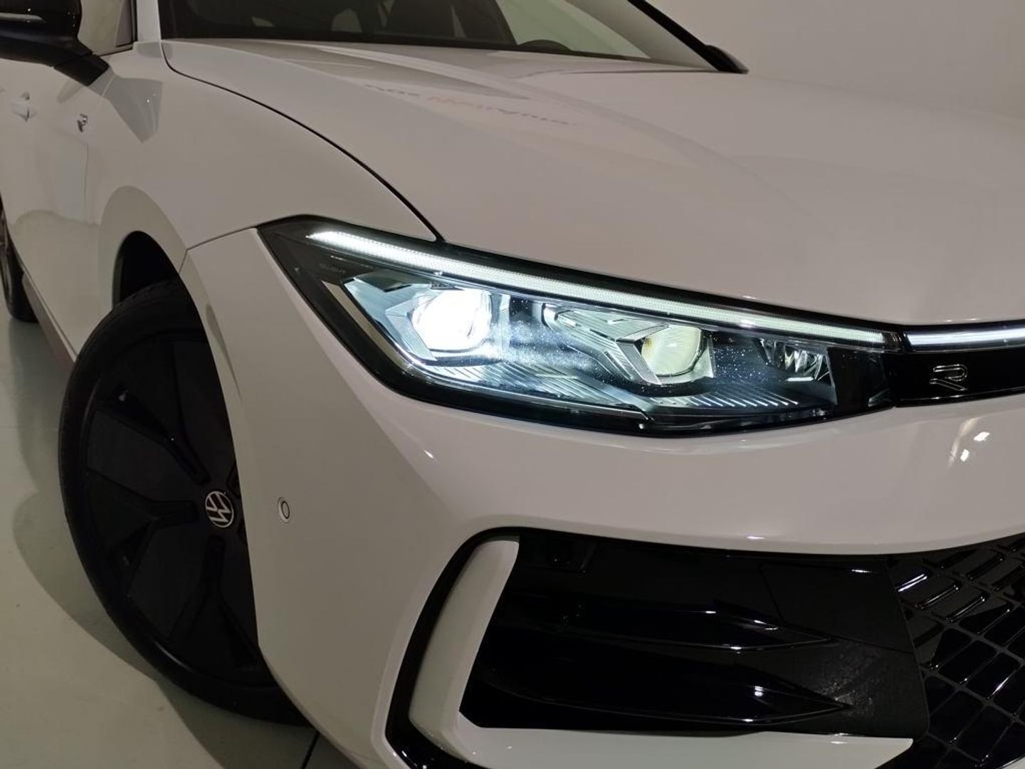 Volkswagen Passat Variant R-Line 2.0 TDI 110 kW (150 CV) DSG