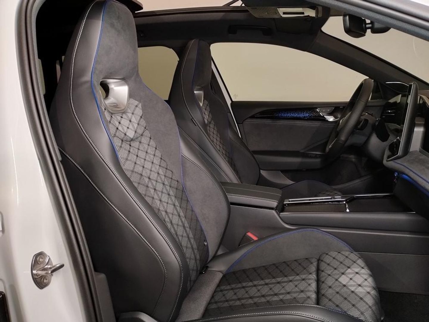 Volkswagen Passat Variant R-Line 2.0 TDI 110 kW (150 CV) DSG