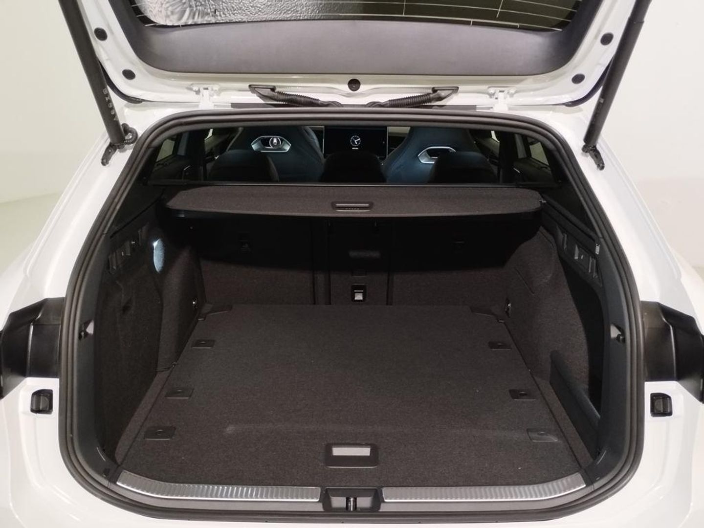 Volkswagen Passat Variant R-Line 2.0 TDI 110 kW (150 CV) DSG