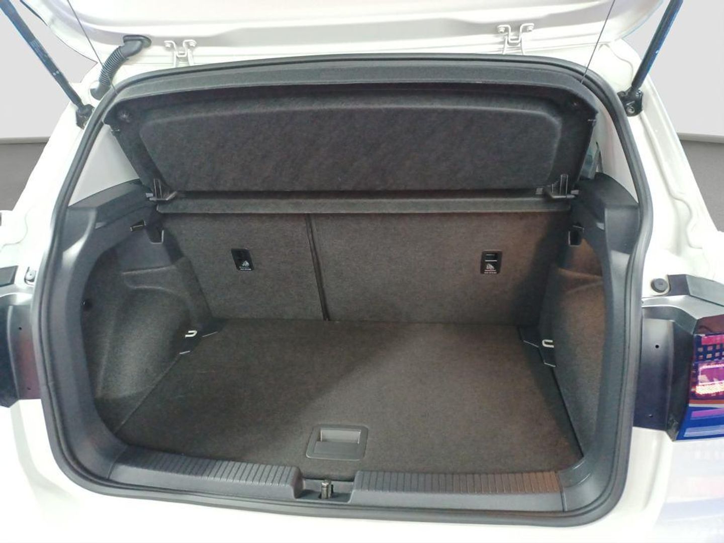 Volkswagen T-Cross Sport 1.0 TSI 81 kW (110 CV) DSG