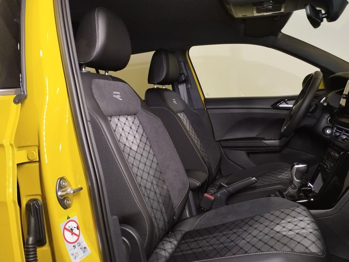Volkswagen T-Cross R-Line 1.0 TSI 85 kW (116 CV) DSG