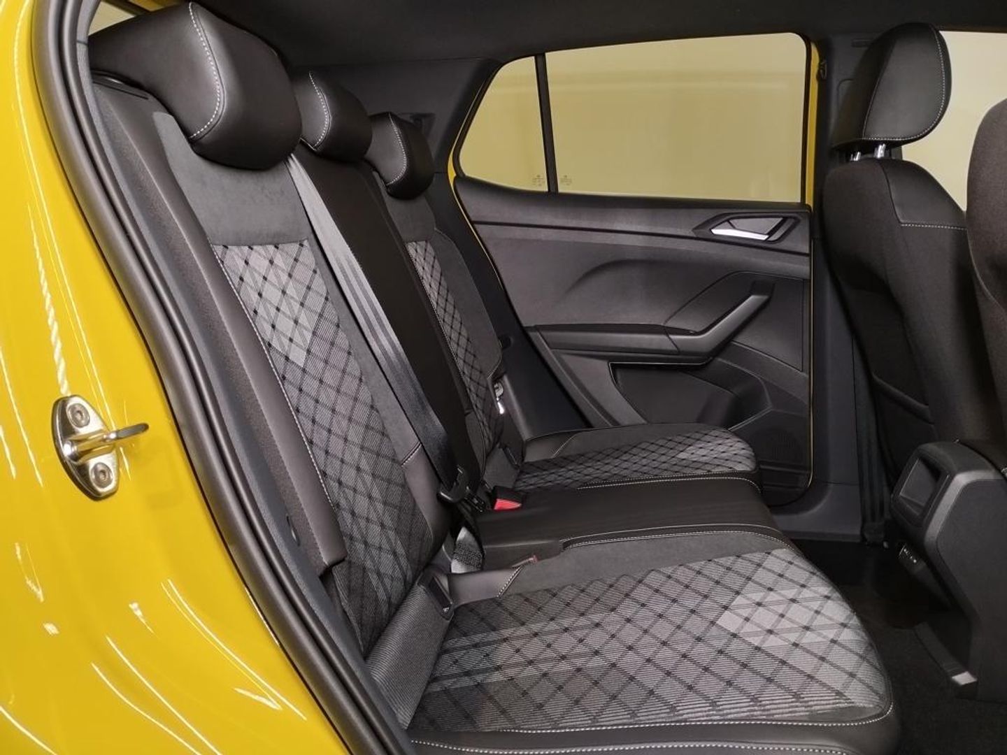 Volkswagen T-Cross R-Line 1.0 TSI 85 kW (116 CV) DSG