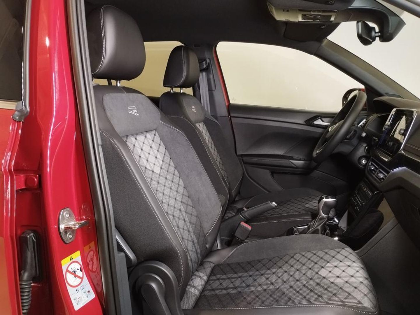 Volkswagen T-Cross R-Line 1.0 TSI 85 kW (116 CV) DSG