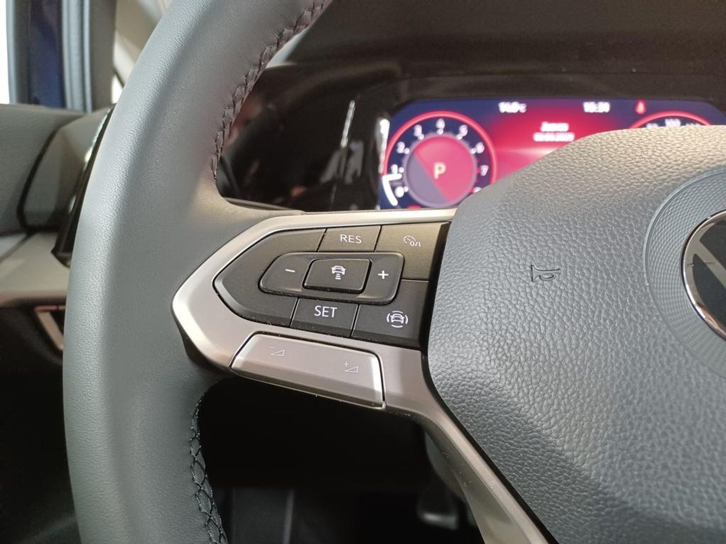 Volkswagen Golf Life 1.0 eTSI 81 kW (110 CV) DSG