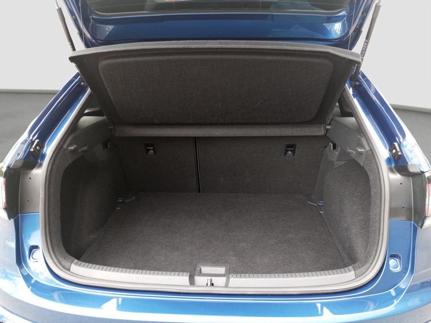 Volkswagen Taigo R-Line 1.0 TSI 85 kW (115 CV) DSG