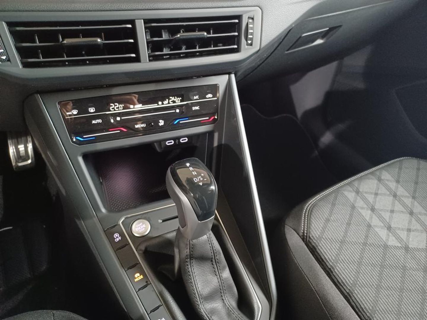 Volkswagen Taigo R-Line 1.0 TSI 85 kW (115 CV) DSG