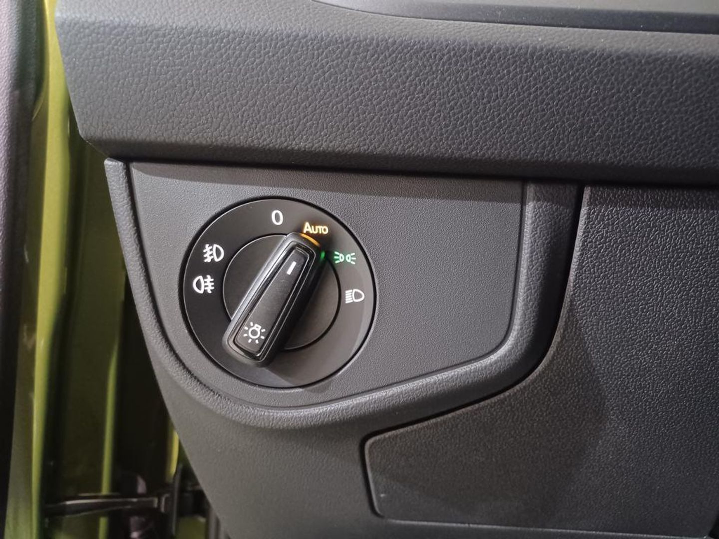 Volkswagen Taigo R-Line 1.0 TSI 85 kW (115 CV) DSG