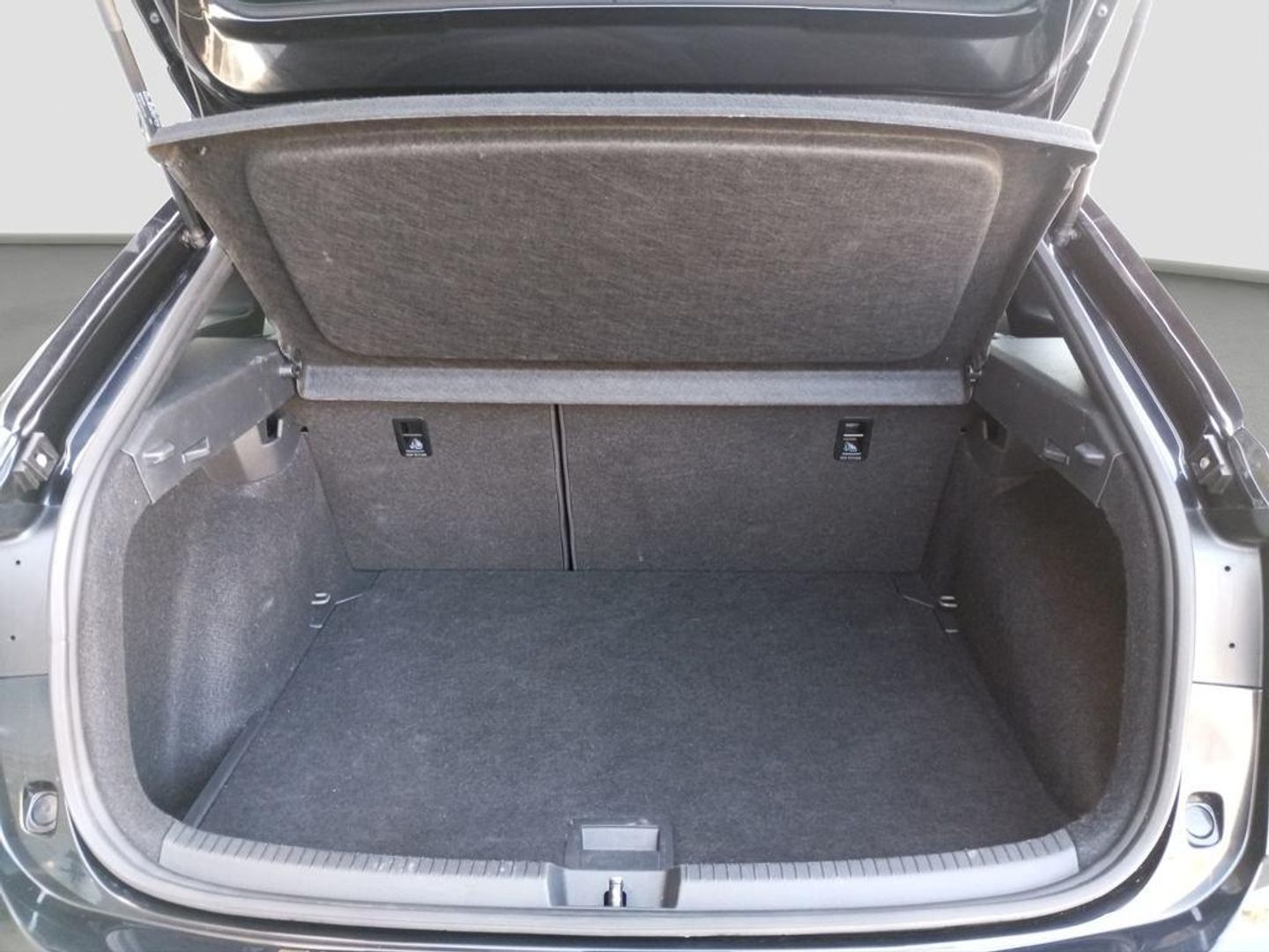 Volkswagen Taigo R-Line 1.0 TSI 85 kW (115 CV)