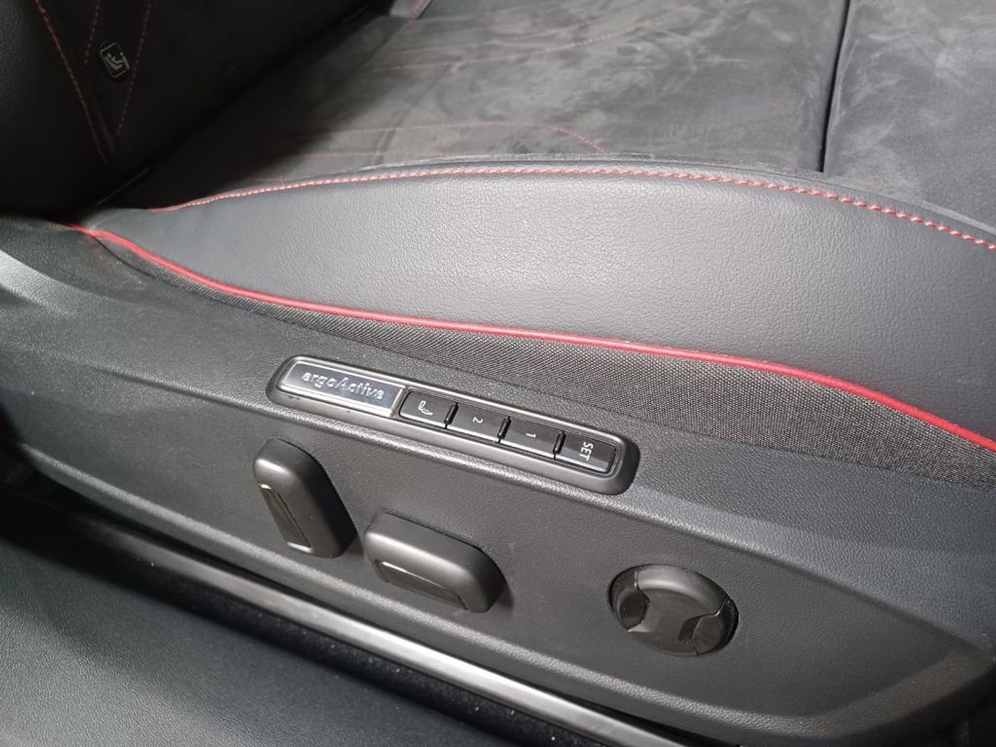 Volkswagen ID.5 GTX Tracción 4 ruedas 220 kW (299 CV)