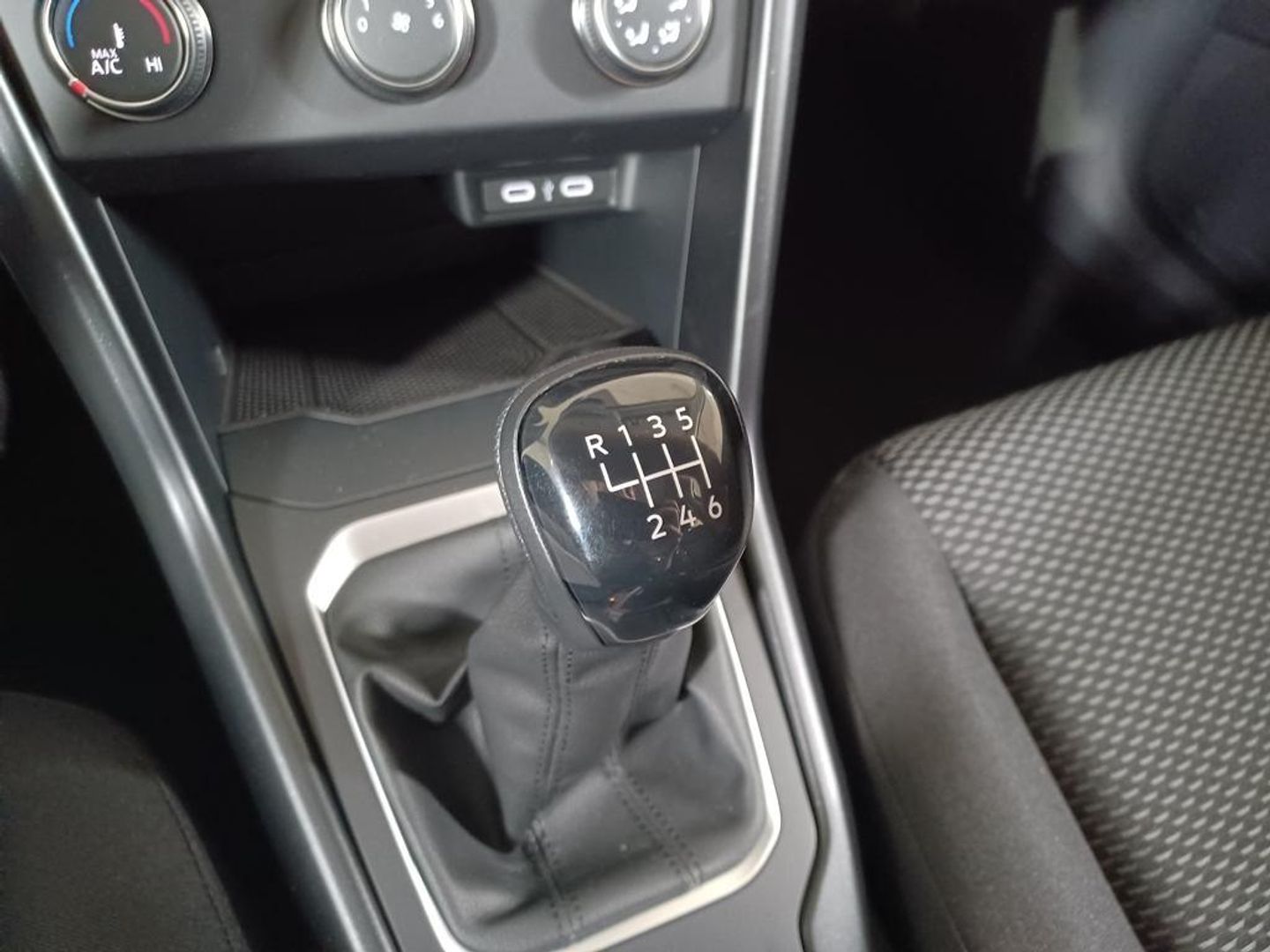 Volkswagen T-Roc 1.0 TSI T-Roc 81 kW (110 CV)