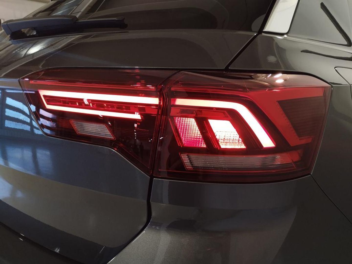 Volkswagen T-Roc Dark 1.0 TSI 81 kW (110 CV)