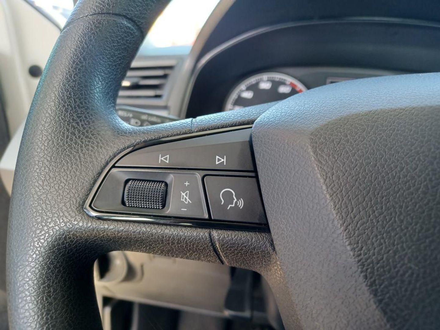 SEAT Ibiza 1.0 MPI Reference Plus 59 kW (80 CV)