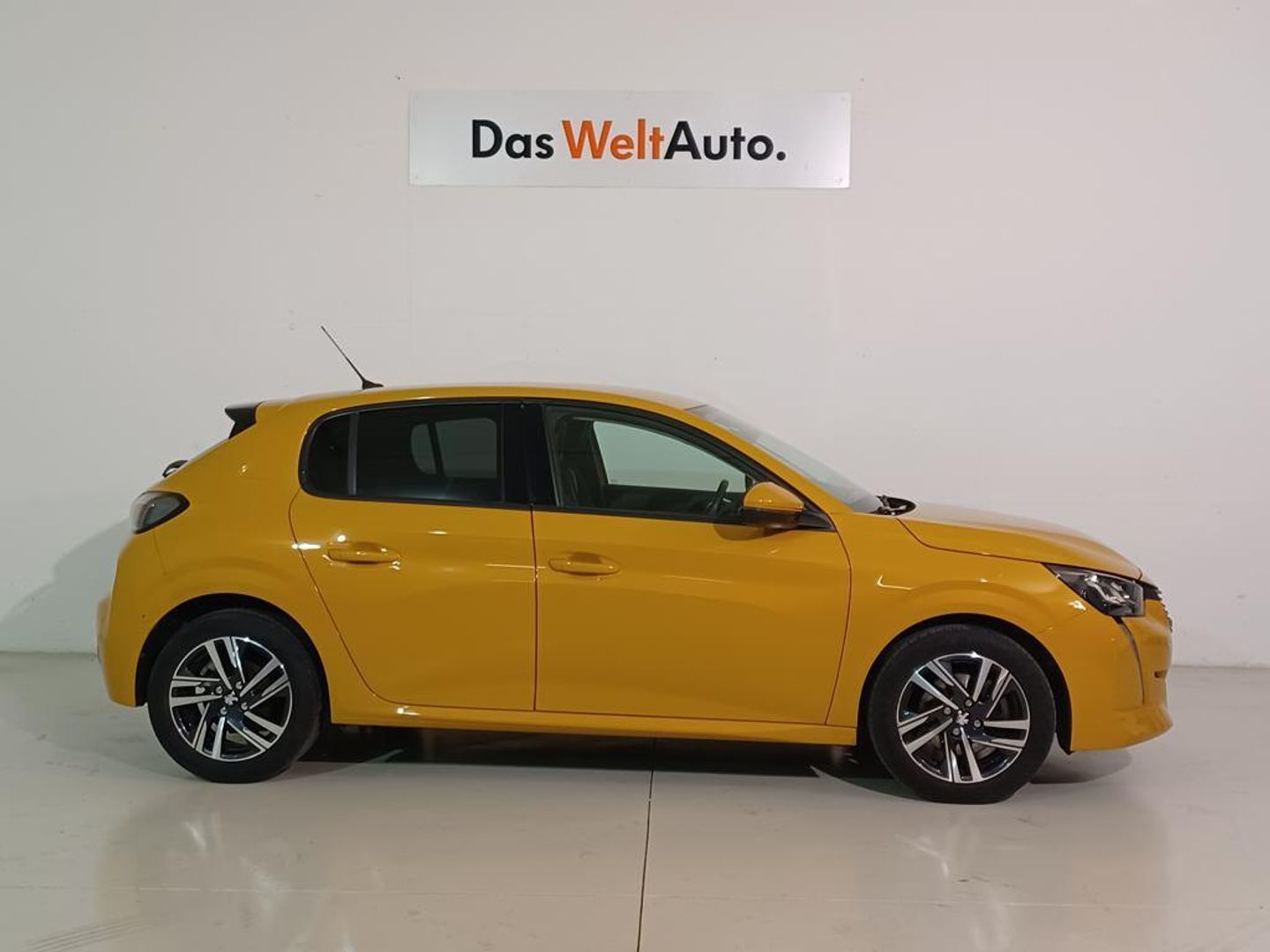 Peugeot 208 PureTech 100 Allure Pack 75 kW (100 CV)