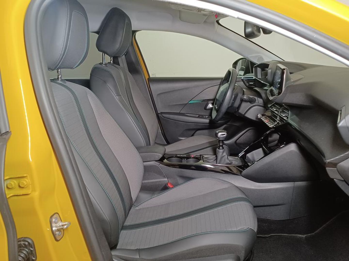 Peugeot 208 PureTech 100 Allure Pack 75 kW (100 CV)