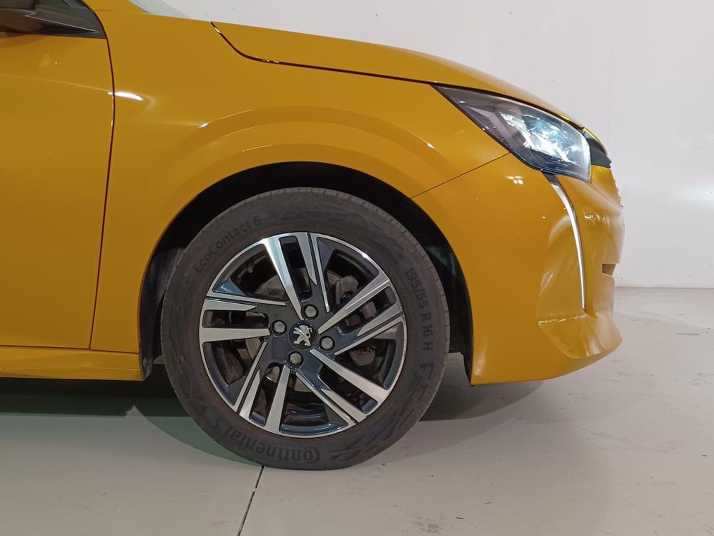 Peugeot 208 PureTech 100 Allure Pack 75 kW (100 CV)