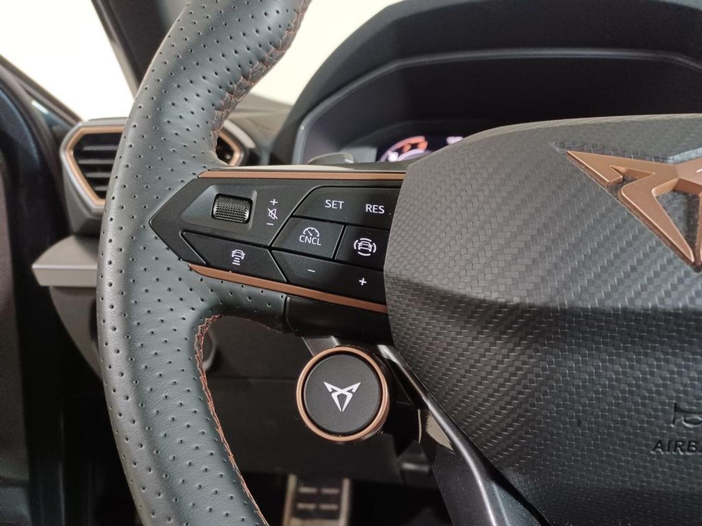 CUPRA Formentor 1.5 TSI e-Hybrid VZ 200 kW (272 CV)