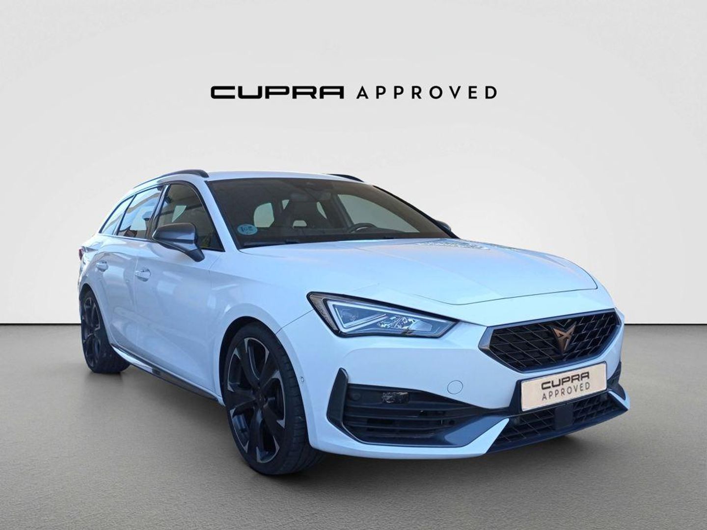 CUPRA Leon Sportstourer 2.0 TSI VZ CUP DSG 221 kW (300 CV) Blanco Familiar