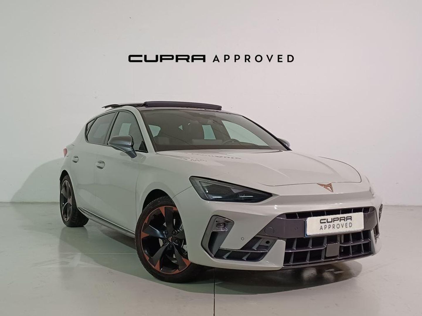 CUPRA León 1.5 eTSI DSG 110 kW (150 CV) Gris Sedan