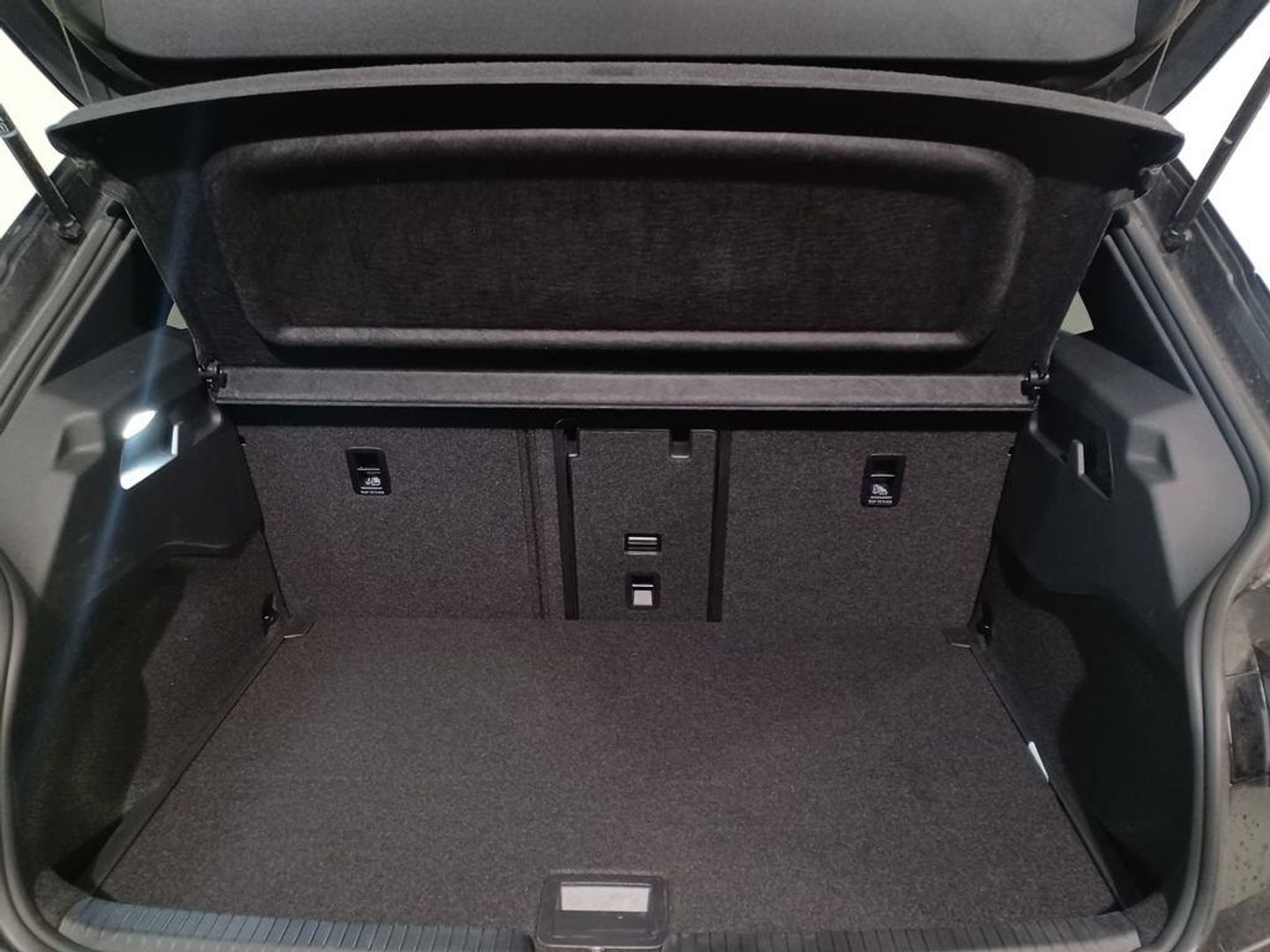 CUPRA Born 77kWh E-Boost Pack+Battery 170 kW (231 CV)