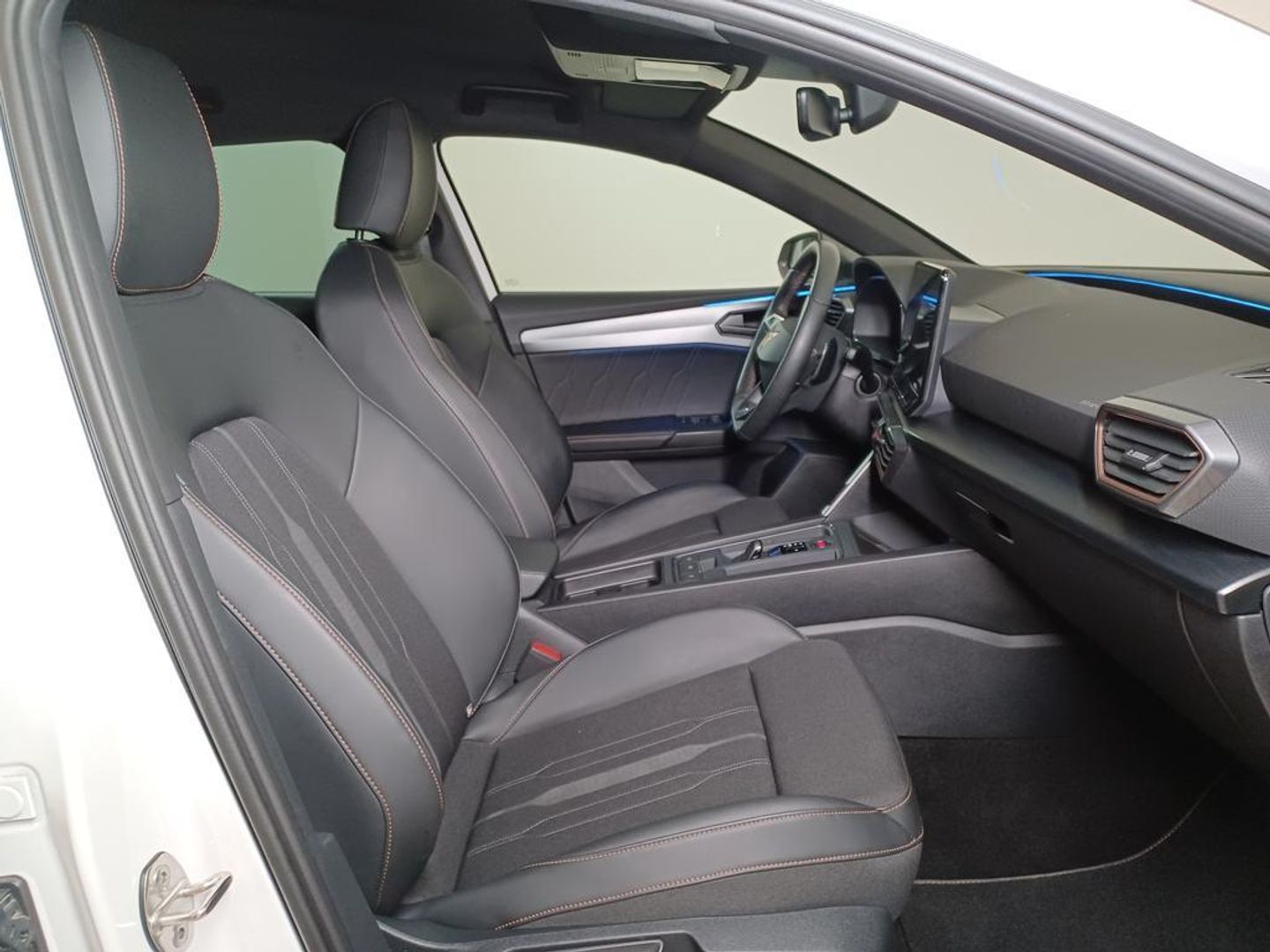 CUPRA Leon Sportstourer 1.5 eTSI DSG 110 kW (150 CV)