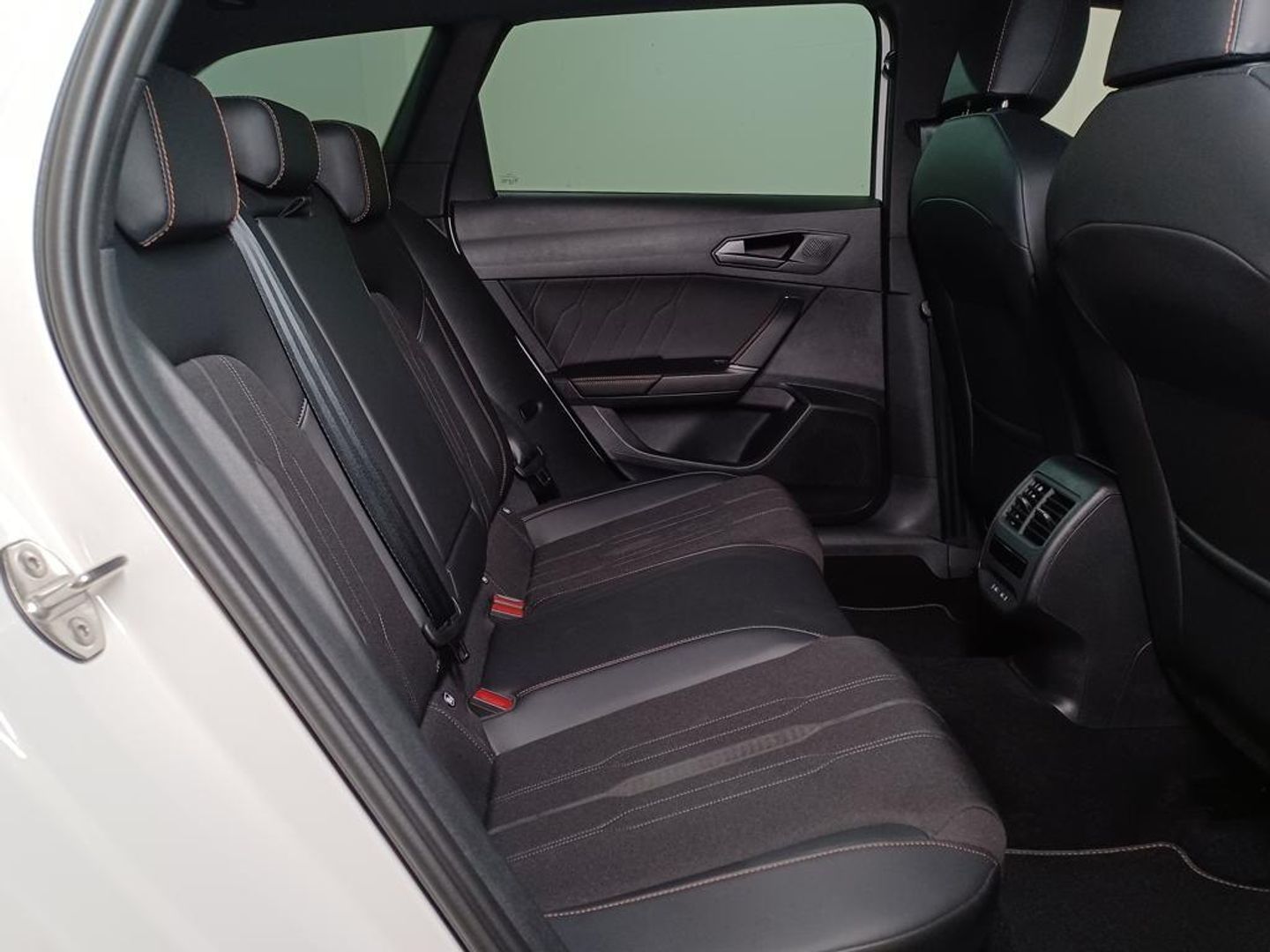 CUPRA Leon Sportstourer 1.5 eTSI DSG 110 kW (150 CV)