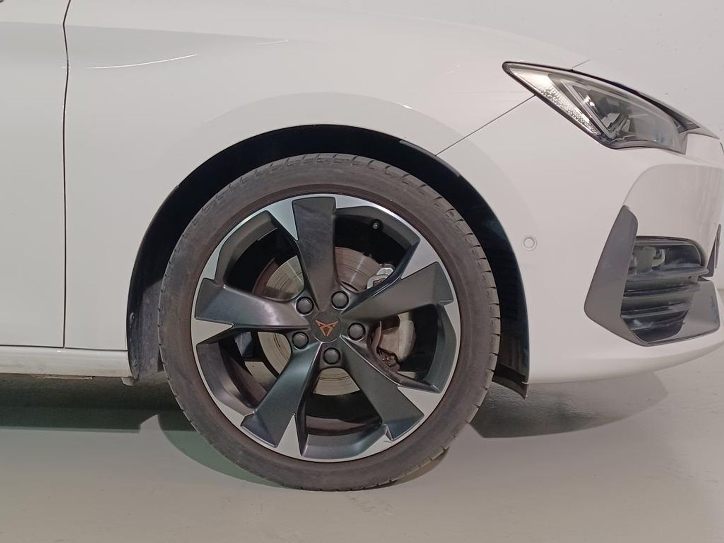 CUPRA Leon Sportstourer 1.5 eTSI DSG 110 kW (150 CV)