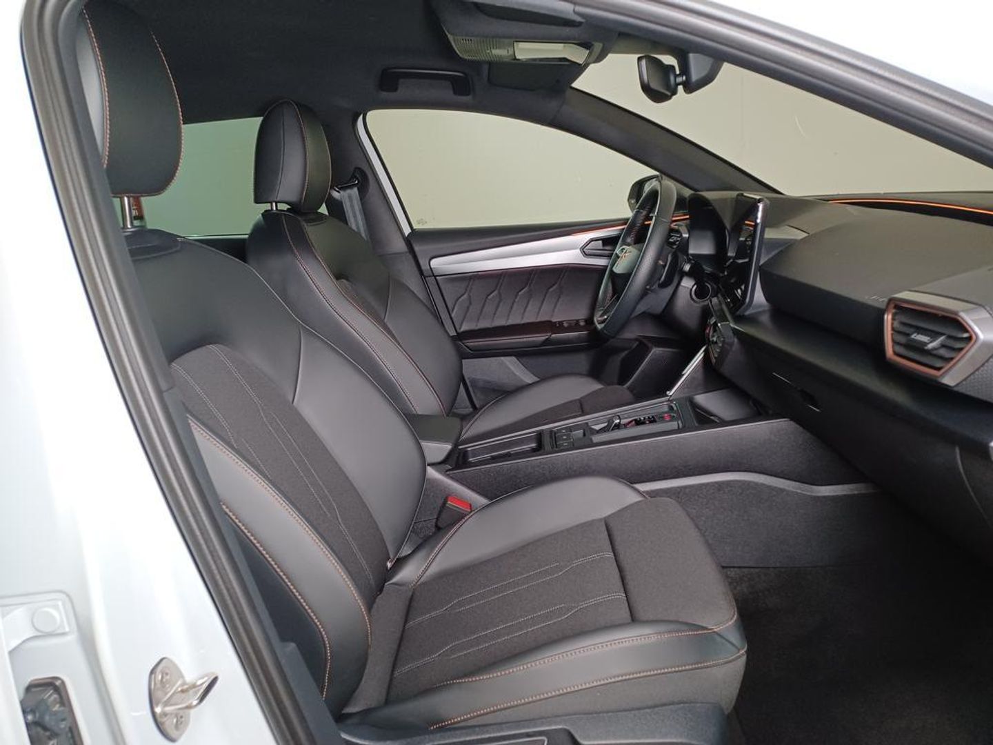 CUPRA Leon Sportstourer 1.5 eTSI DSG 110 kW (150 CV)