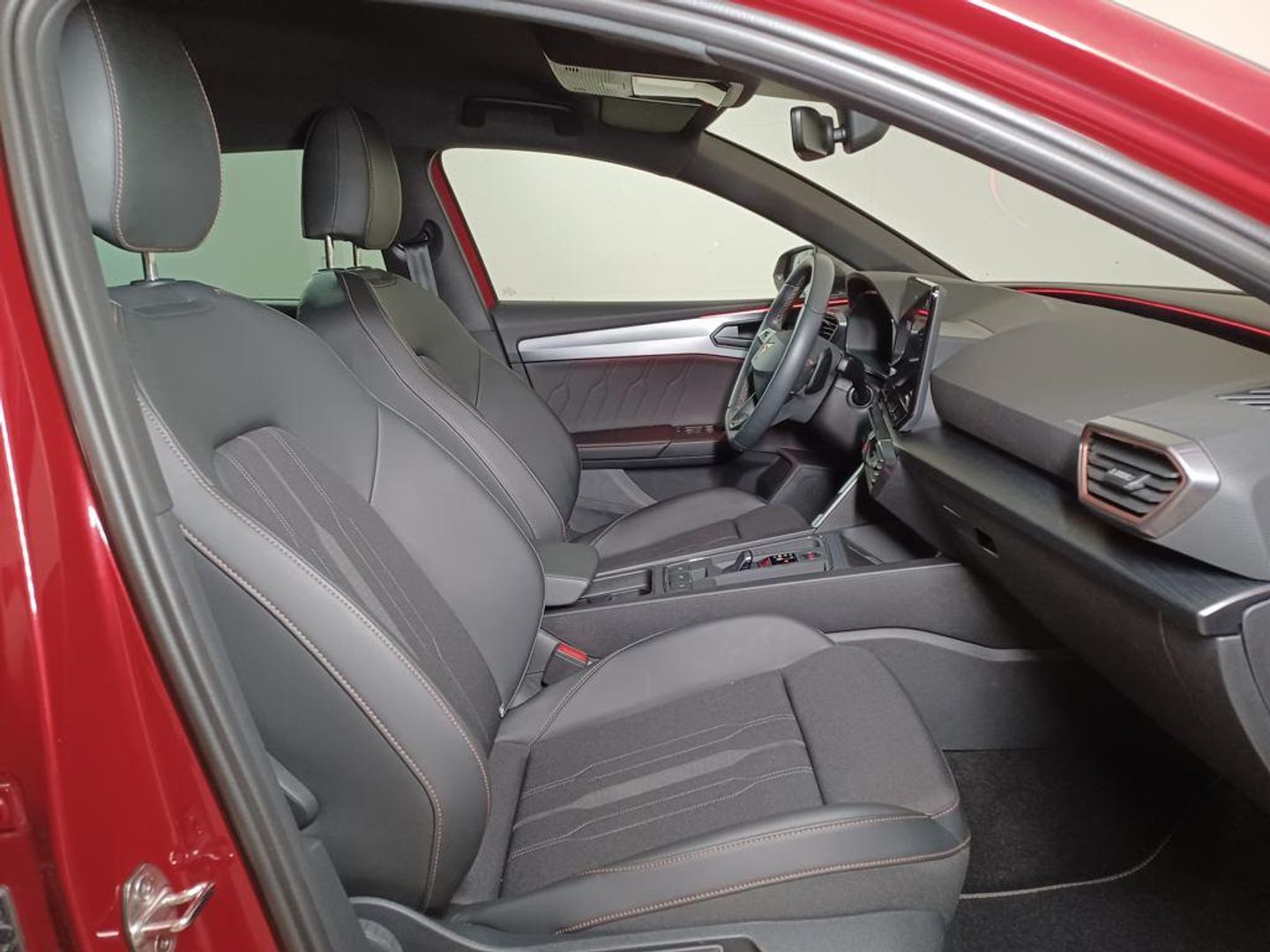 CUPRA Leon Sportstourer 1.5 eTSI DSG 110 kW (150 CV)