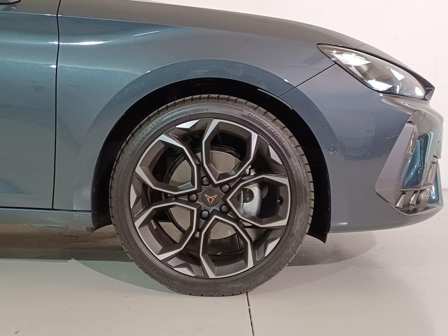 CUPRA Leon Sportstourer 1.5 eTSI DSG 110 kW (150 CV)