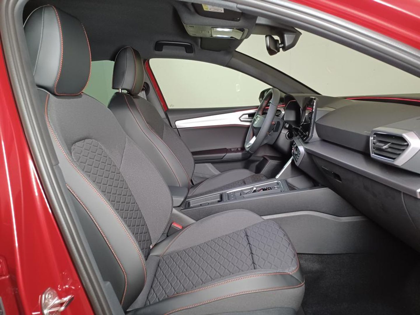 SEAT León 1.5 eTSI S&S FR Special Edition DSG 110 kW (150 CV)