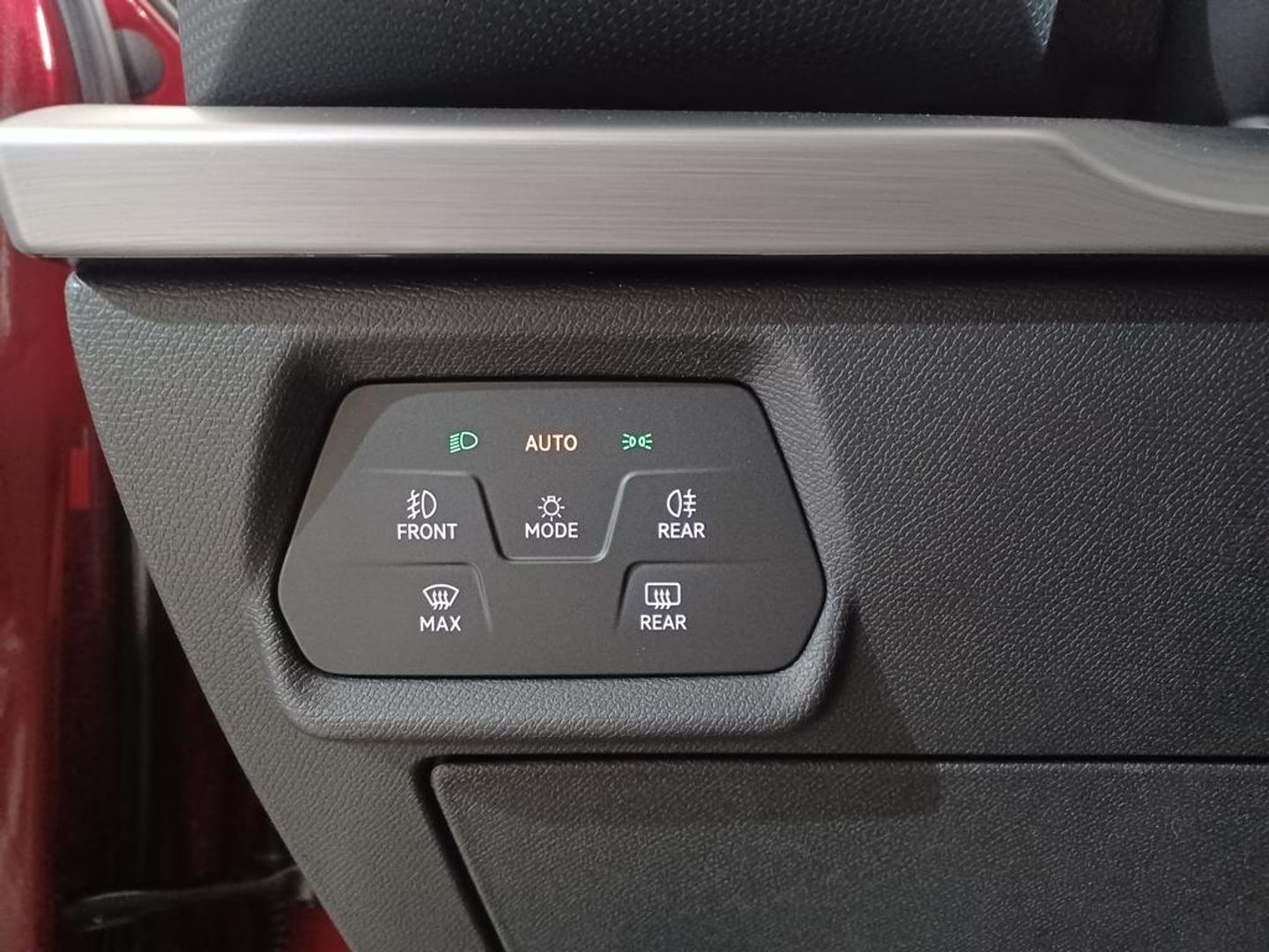 SEAT León 1.5 eTSI S&S FR Special Edition DSG 110 kW (150 CV)